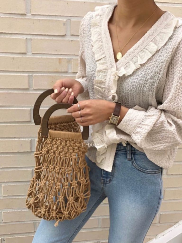Korean Chic Wooden Handle Hollow Mesh Woven Beach Bag